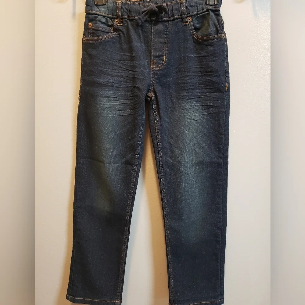 Lucky Brand Dark Wash Pull-on Jeans, size 8